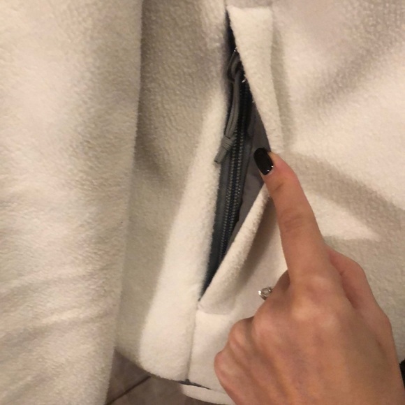 ❄️North Face Polartec zip up fleece jacket ❄️ - Picture 3 of 7